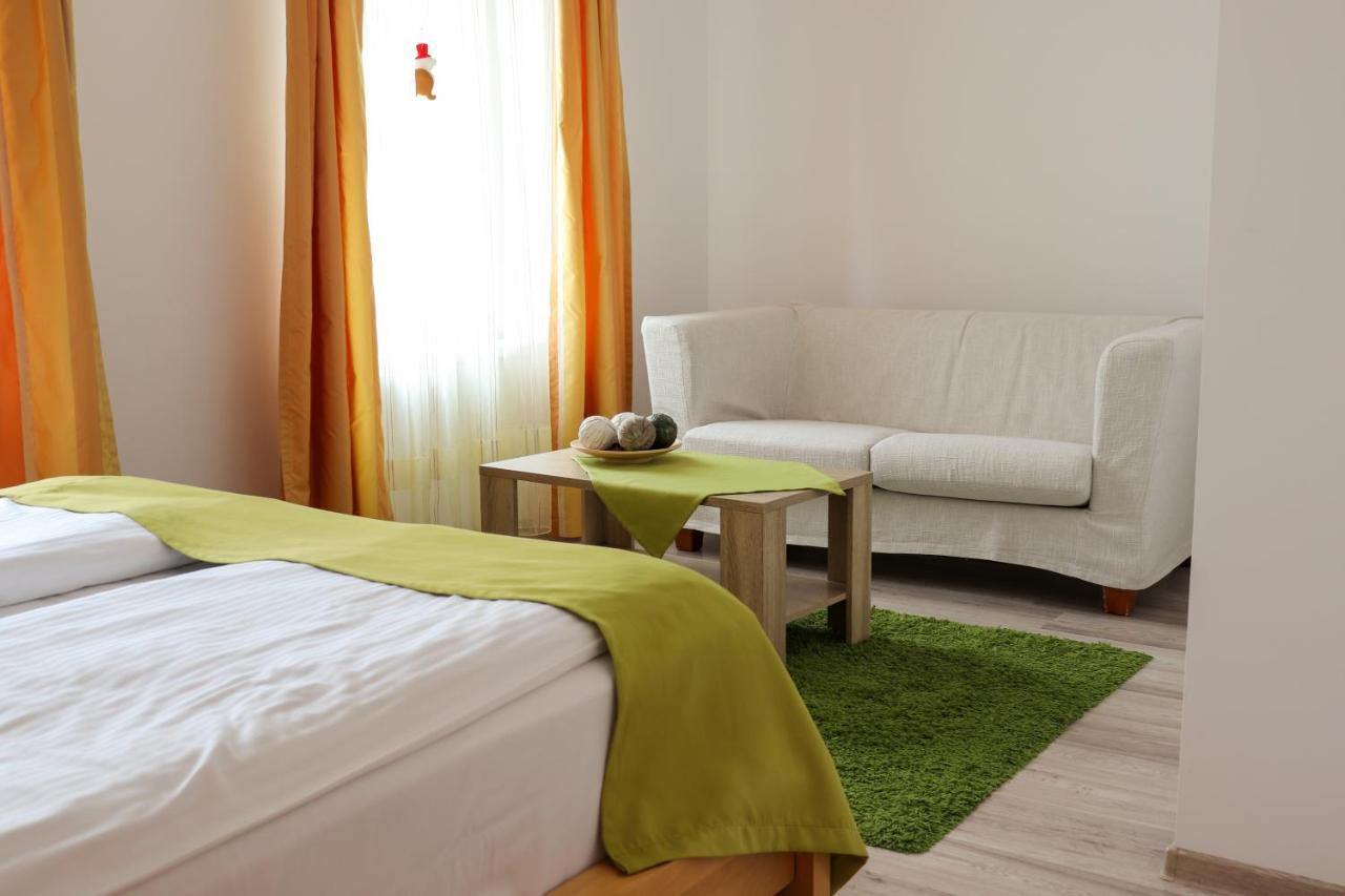 Apartamente Bucegi Rîşnov Buitenkant foto
